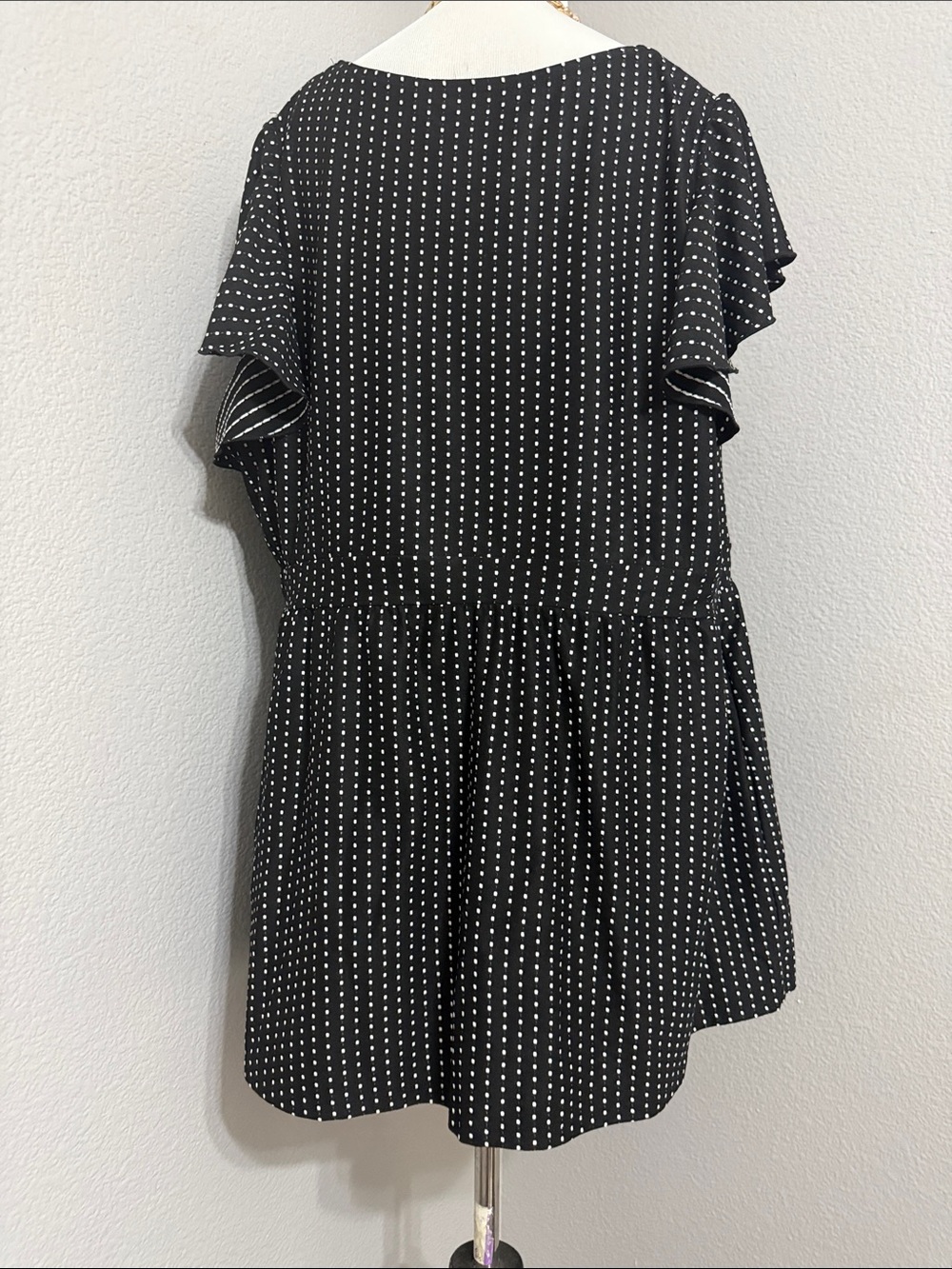 Swim by Cacique Black and White Polka Dot Swim Top Plus Size 28 - Picture 5 of 10